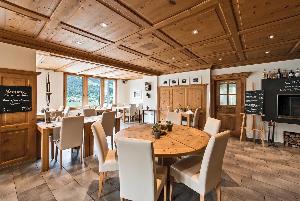 Hotel Restaurant Chesa Flims Exteriör bild