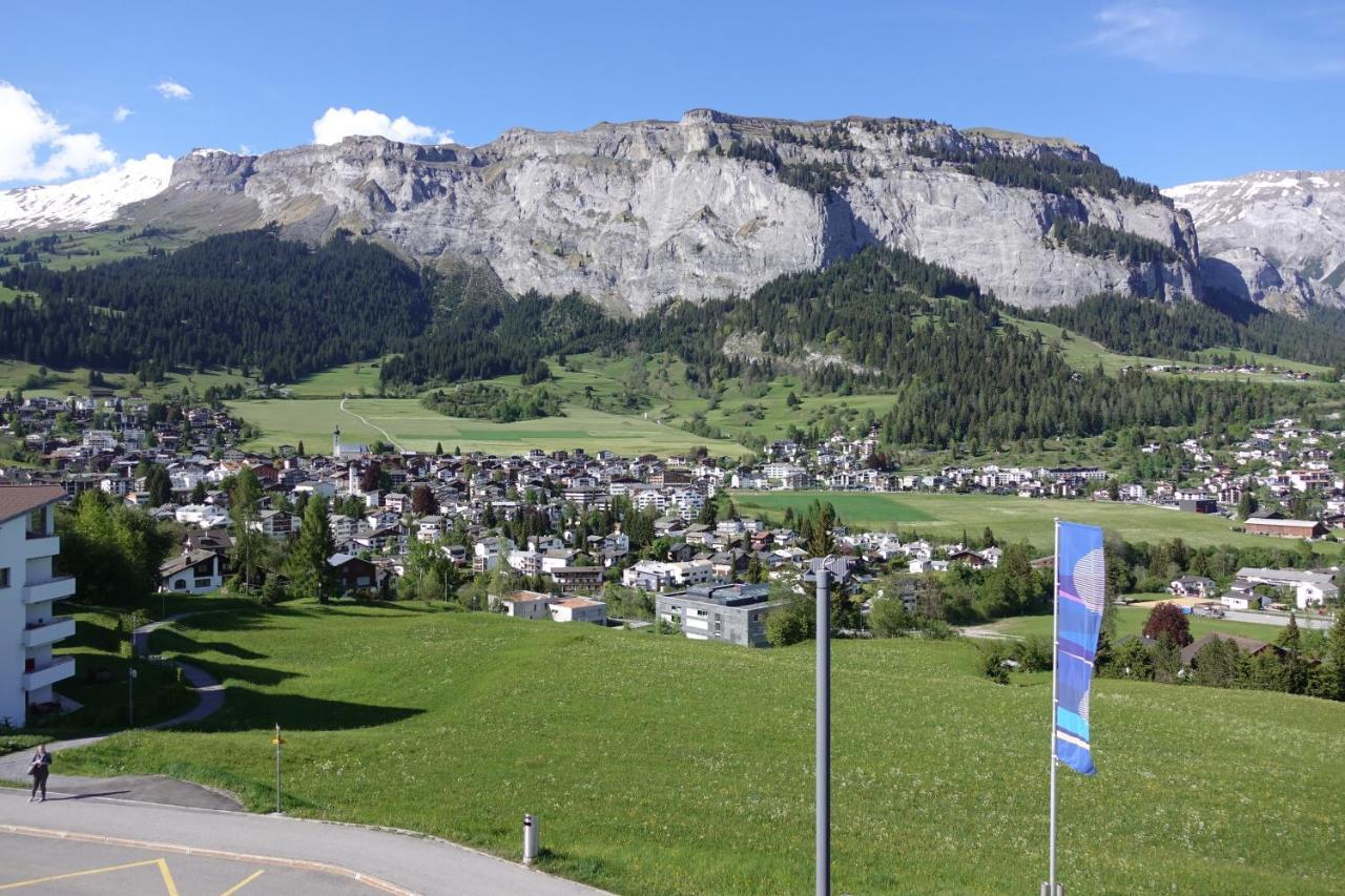Hotel Restaurant Chesa Flims Exteriör bild